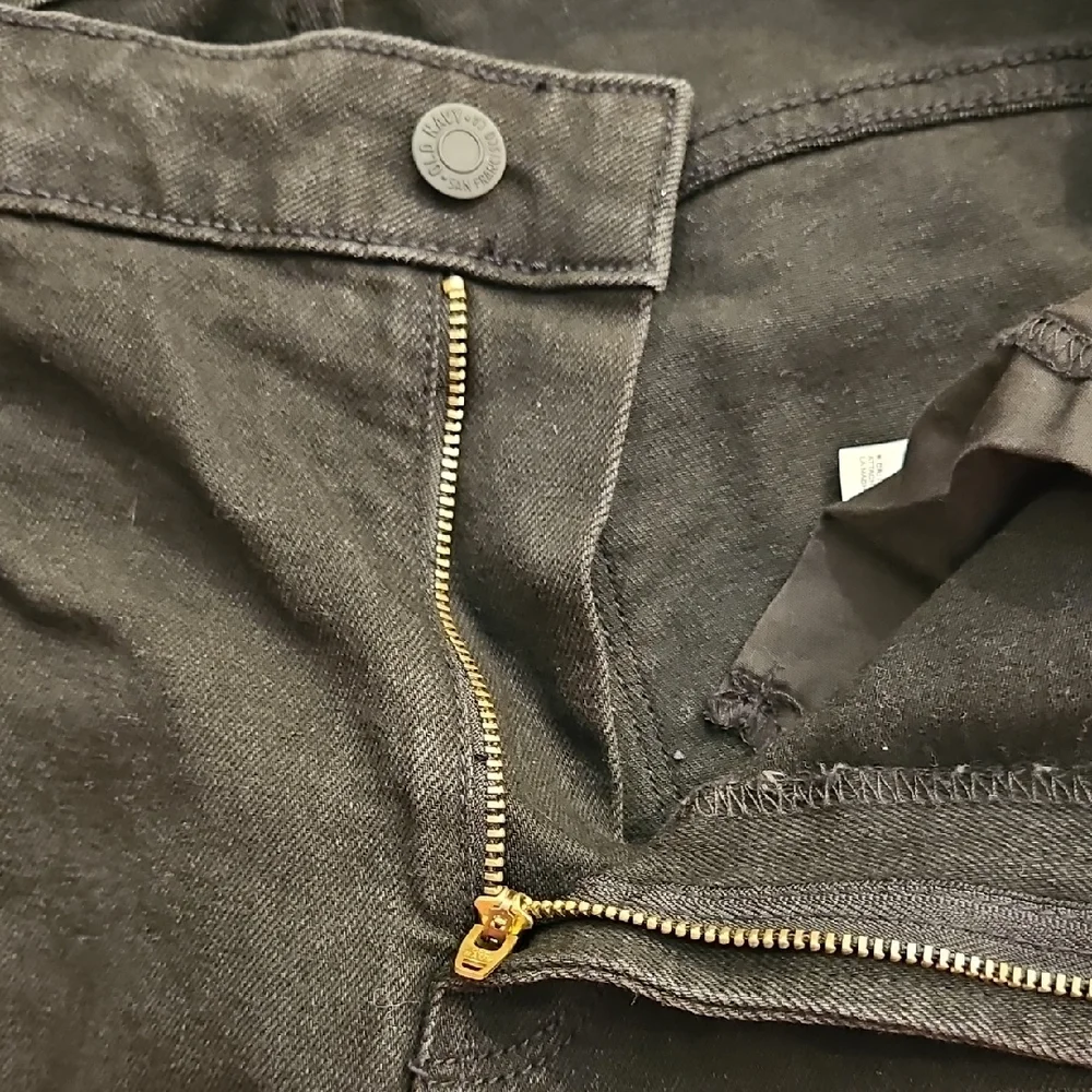 Old Navy Black High-Rise Wow Flare Jeans - Picture 6 of 7